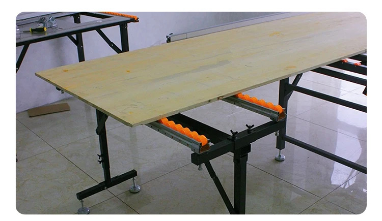 Utilisation du support à rouleaux avec un grand panneau de bois