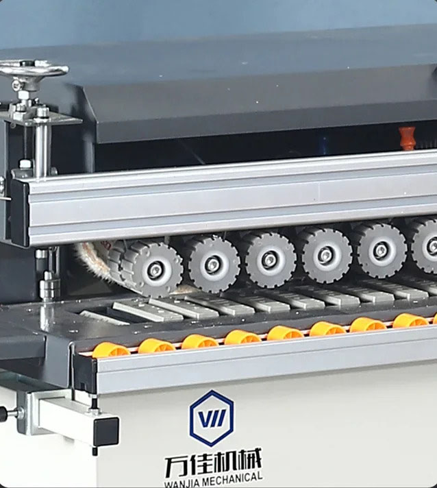 Plaqueuse de Chants Automatique WFS210 - Photo