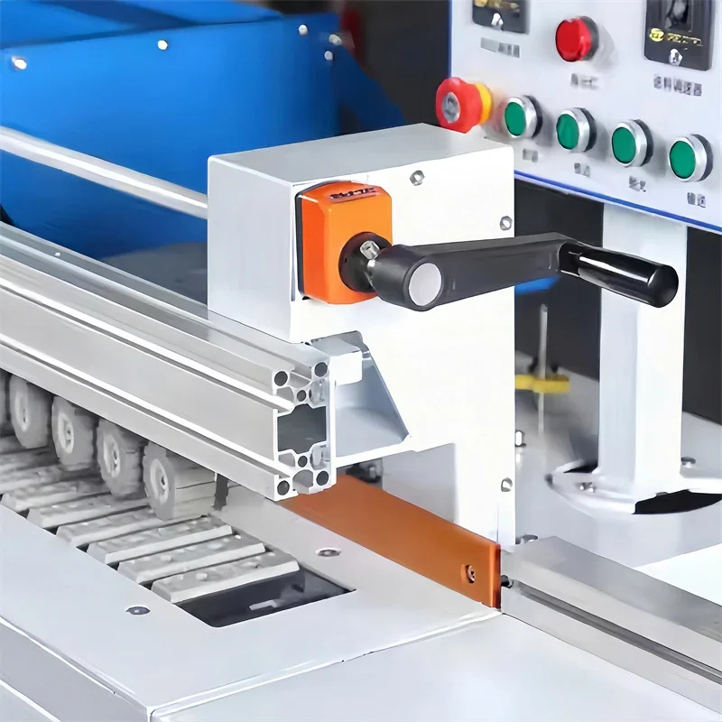 Plaqueuse de chants à air chaud Modèle DW902 - Photo