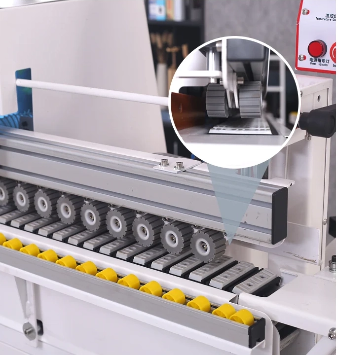 Plaqueuse de Chants DW1800 - Entièrement Automatique (Alimentation et Rogneuse d'Extrémité) - Photo